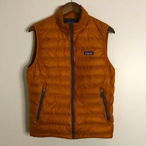Patagonia Down Sweater Vest Men’s Size S Hammond Gold Unisex Women’s Med NWT
